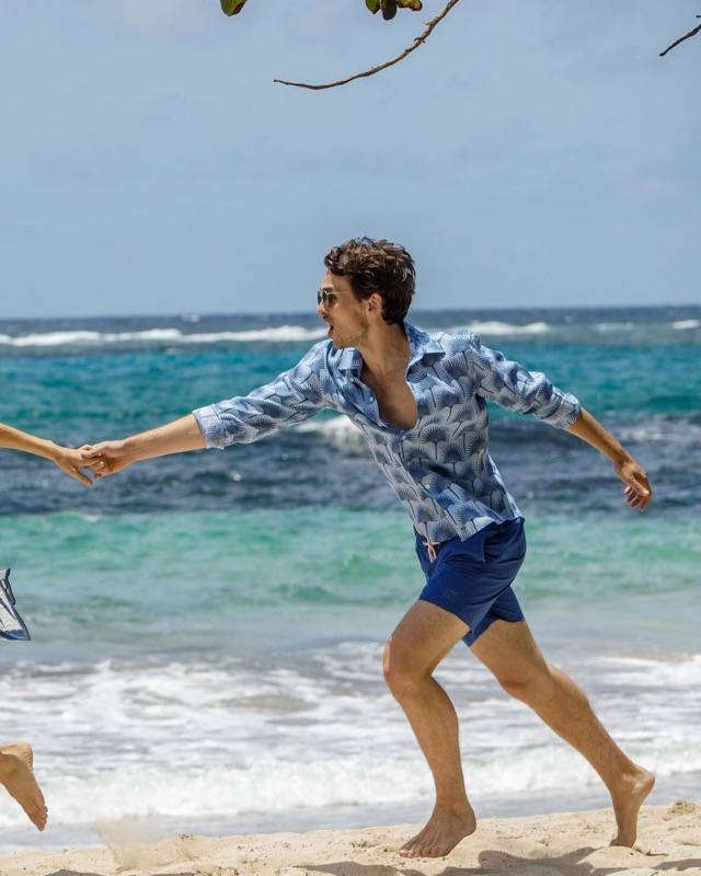 HERREN Leinenhemd Palme In Dunkelblau