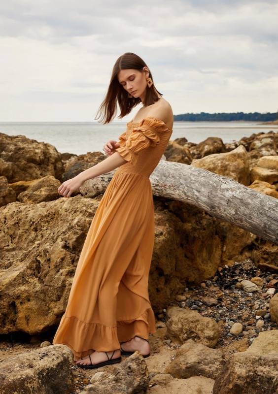 RESORTWEAR Lora Kleid Sand