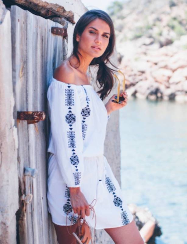 SALE Bardot Kleid In Weiß