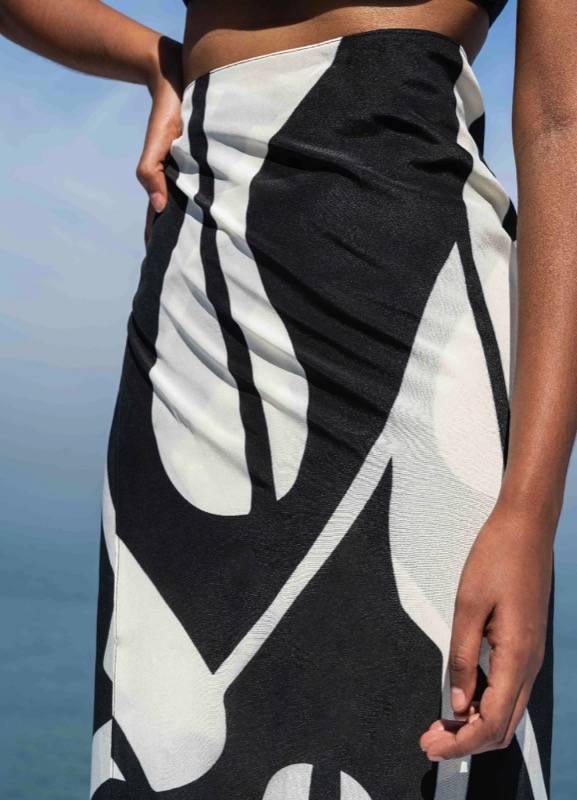 SALE Ella Seiden-Pareo Schwarz