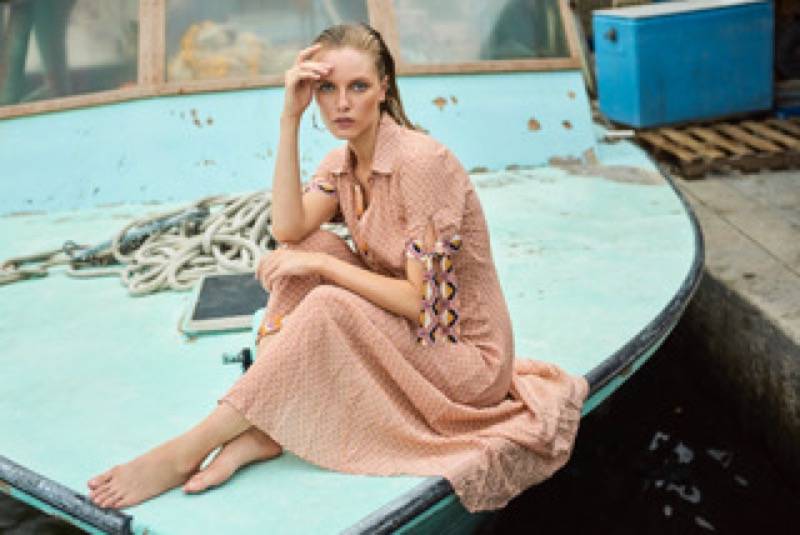 SALE Maxikleid Im Geometrischen Print Rosa