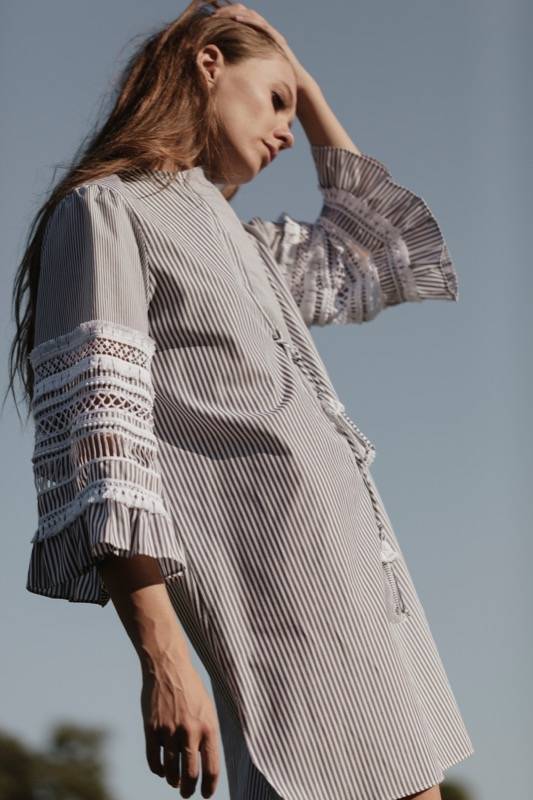 SALE Minikleid Mit Streifen In Grau