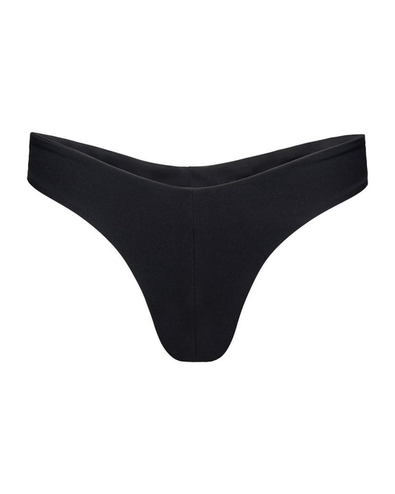 Viktoria Louise The CHEEKS