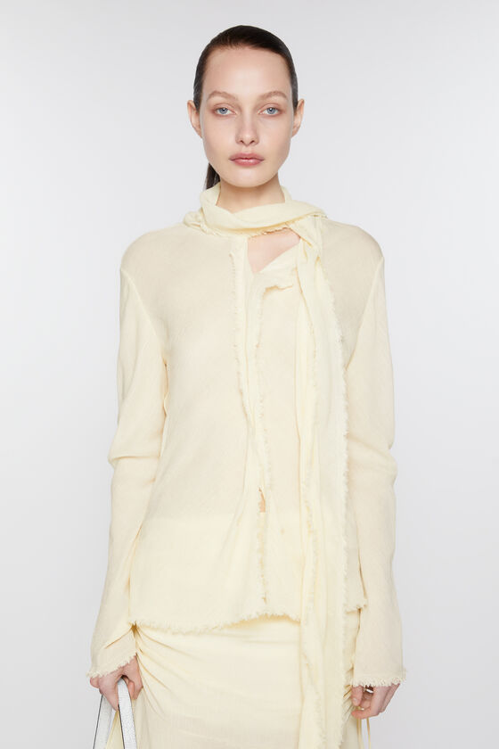 Acne Studios Bluse aus Crêpe mit Schal