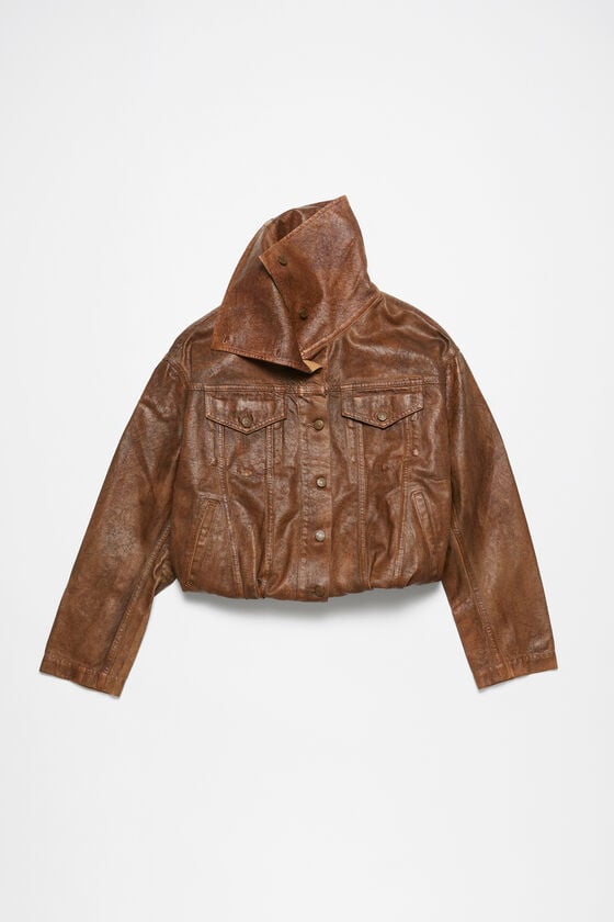 Acne Studios Coated Denim Jacket Laufsteg-Show