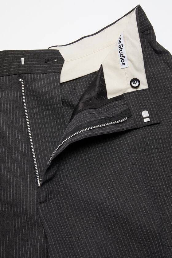 Acne Studios Figurnahe Hose