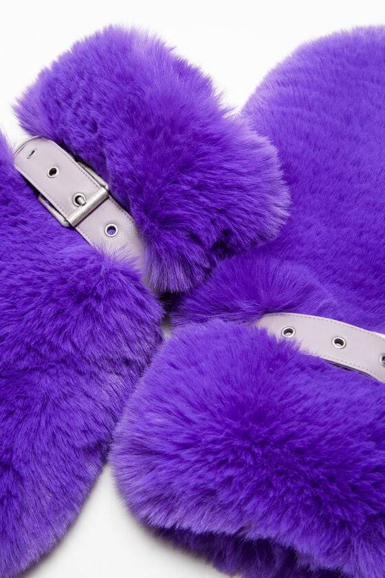 Acne Studios Flauschige Fäustlinge Mit Schnalle