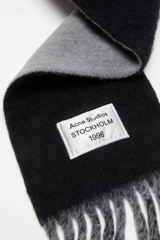 Acne Studios Fransen-Schal Mit Logo