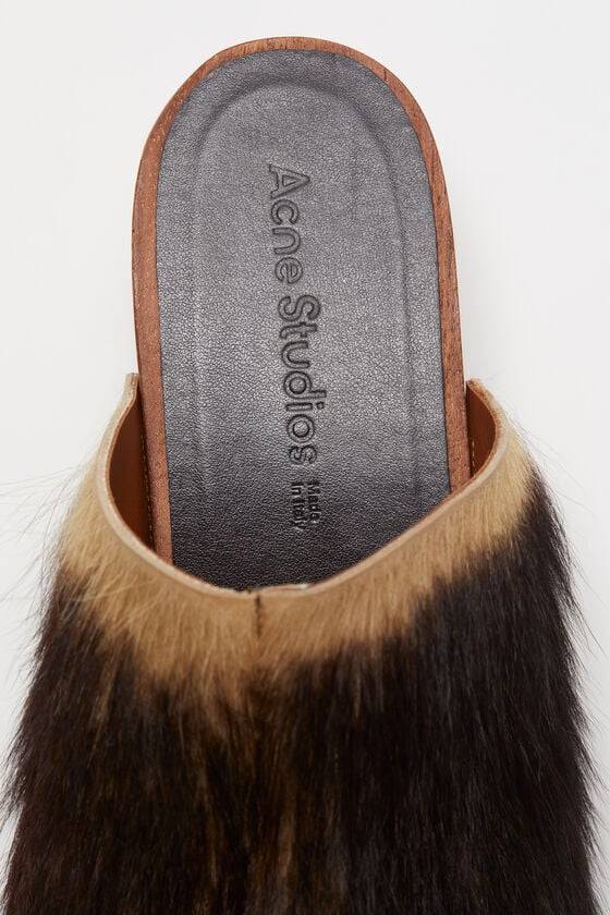Acne Studios Haarige Holzclogs