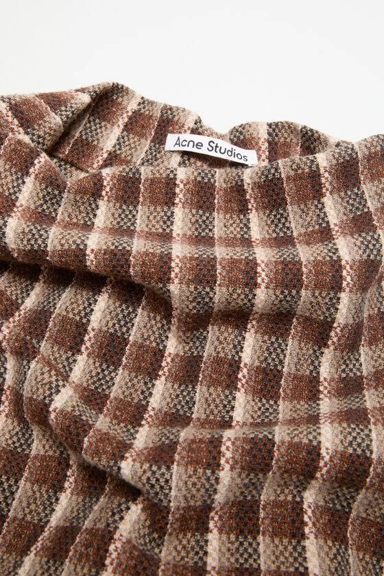 Acne Studios High Neckline Blouse Laufsteg-Show