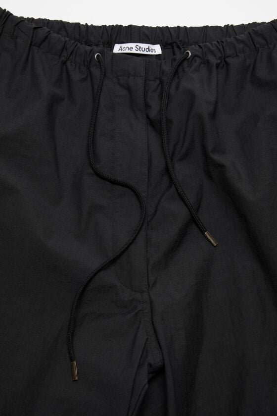 Acne Studios Hose In Lockerer Passform