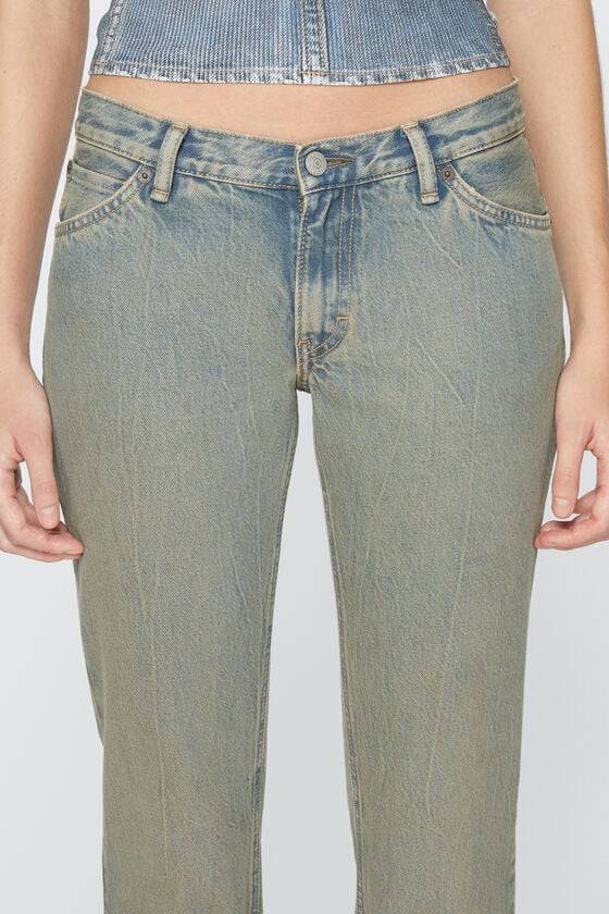 Acne Studios Jeans In Schmaler Passform - 2005