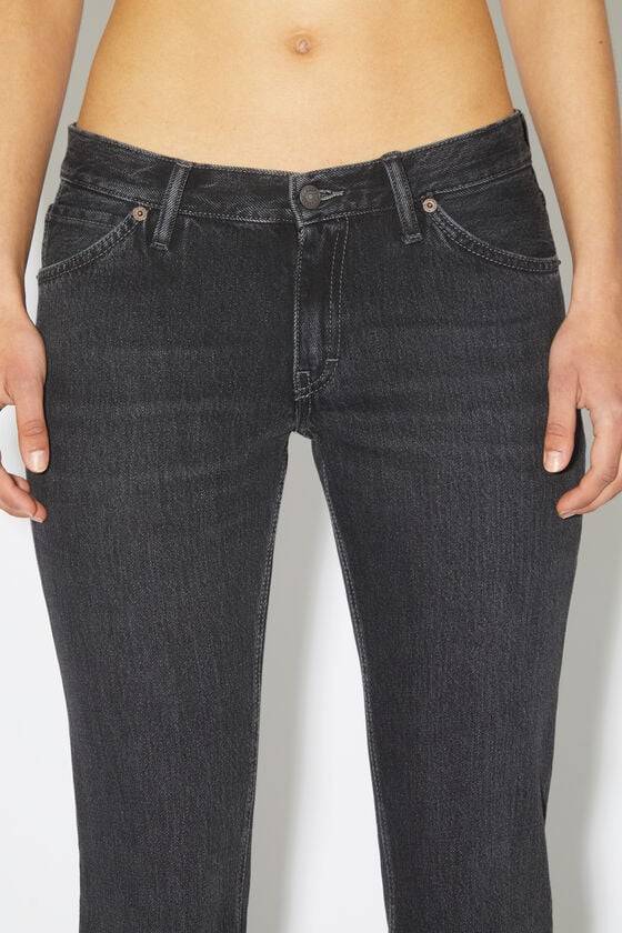Acne Studios Jeans In Schmaler Passform - 2005