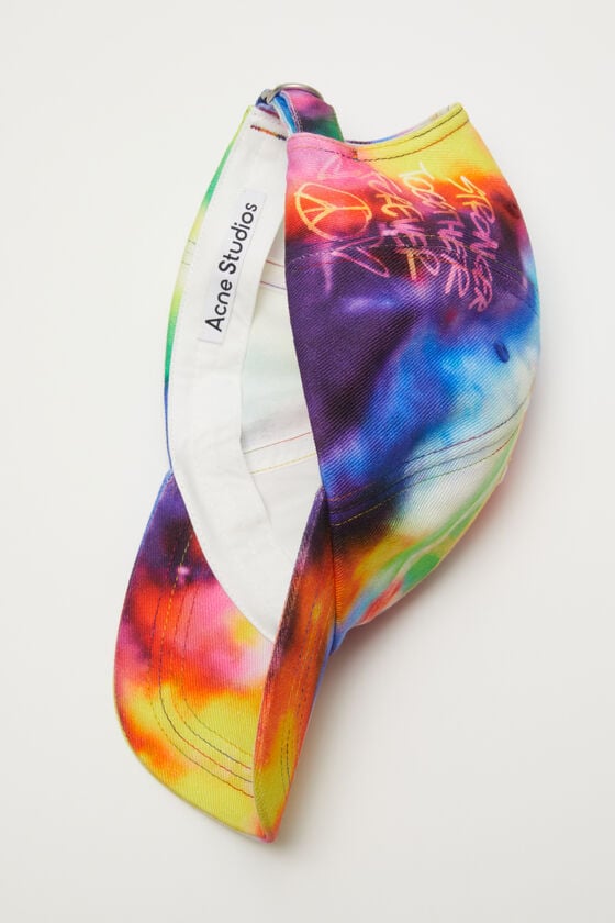 Acne Studios Kappe "Stronger Together Forever"