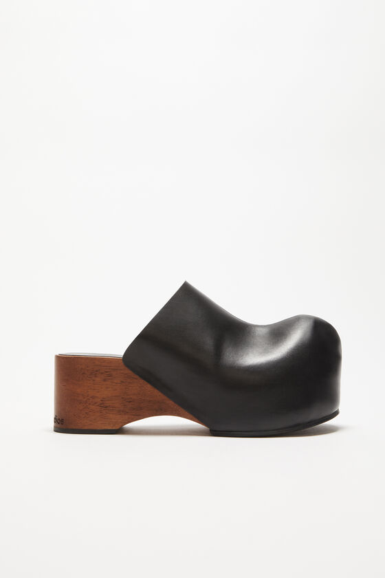 Acne Studios Leder-Holz-Clogs