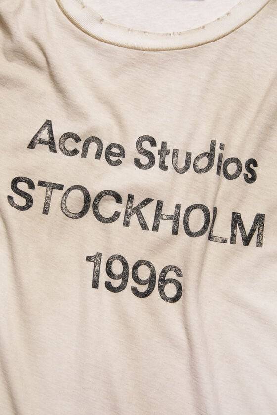 Acne Studios Logo-T-Shirt – Lockere Passform