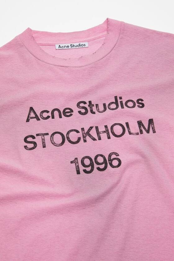 Acne Studios Logo-T-Shirt – Lockere Passform