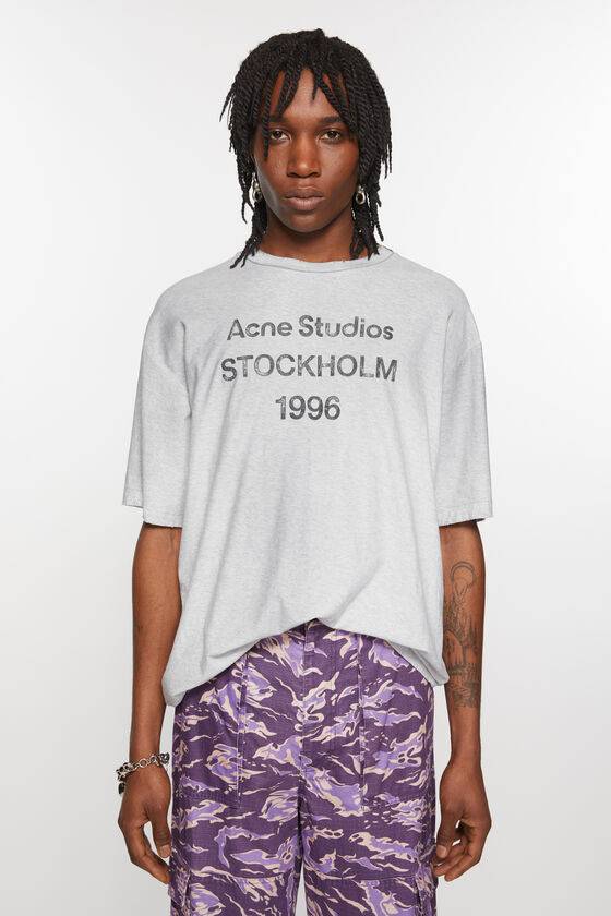 Acne Studios Logo-T-Shirt – lockere Passform Acne Studios Logo-T-Shirt – lockere Passform