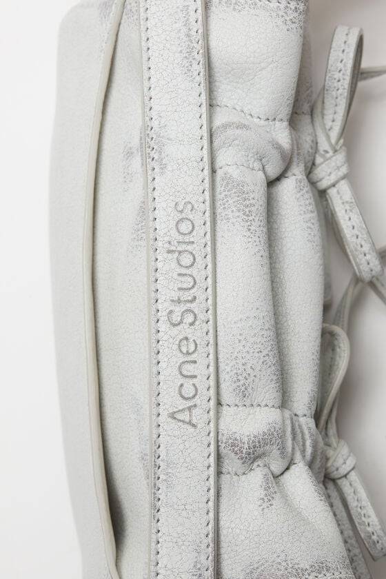 Acne Studios Mikrotasche Mit Mehreren Taschen