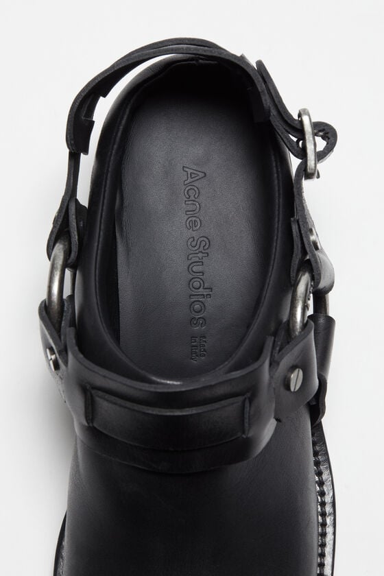 Acne Studios Mules Aus Leder Mit Schnalle