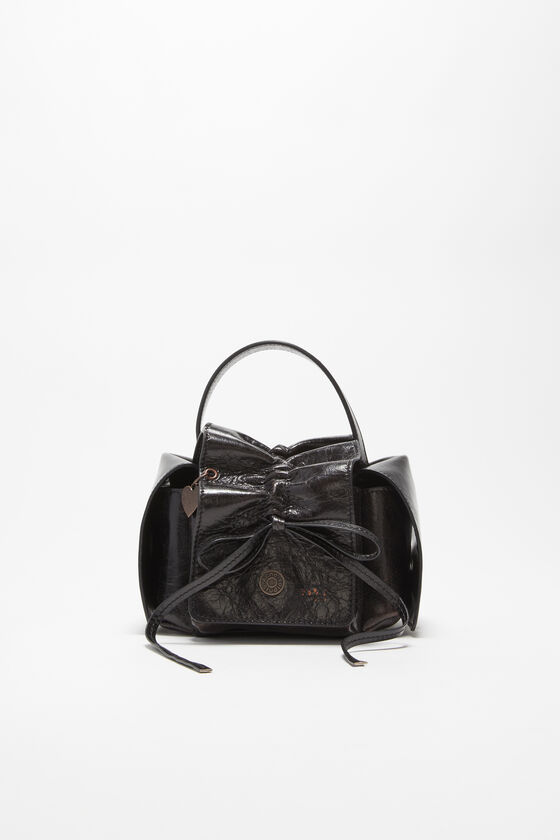 Acne Studios Multipocket-Minitasche Runway Show