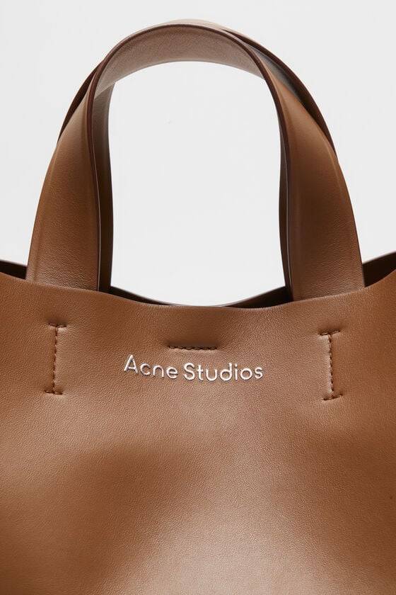Acne Studios Musubi Midi-Tasche