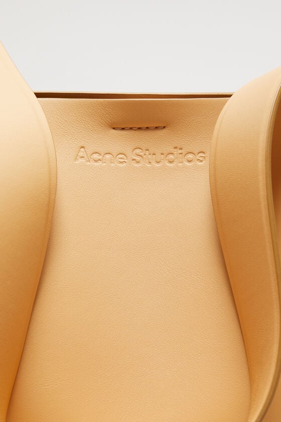 Acne Studios Musubi Mini Schultertasche