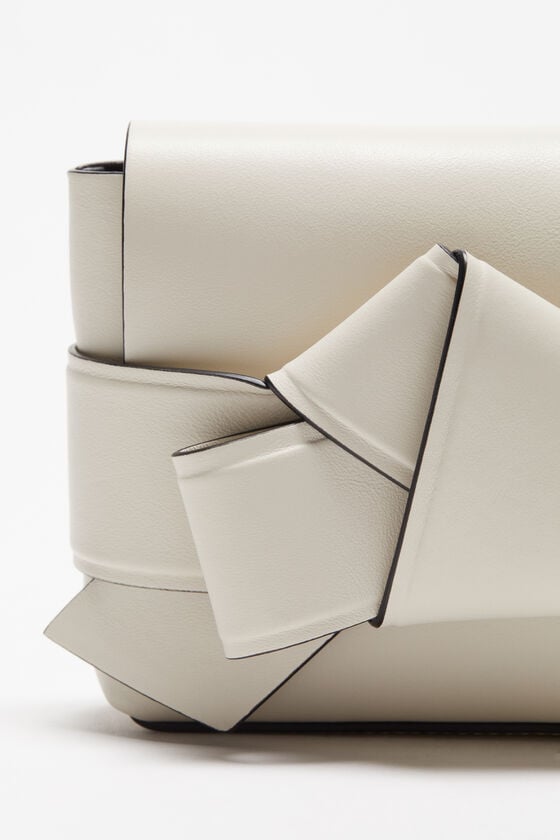 Acne Studios Musubi Mini-Umhängetasche