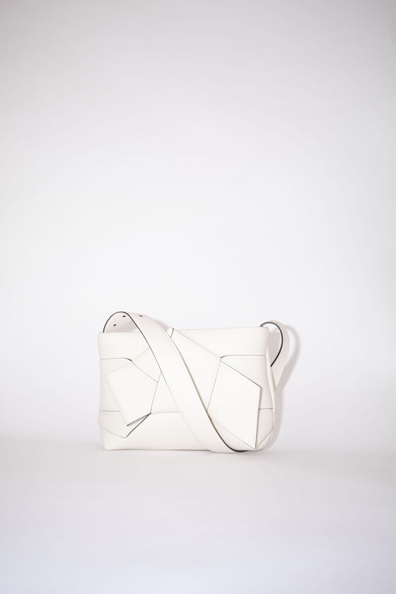 Acne Studios Musubi Schultertasche
