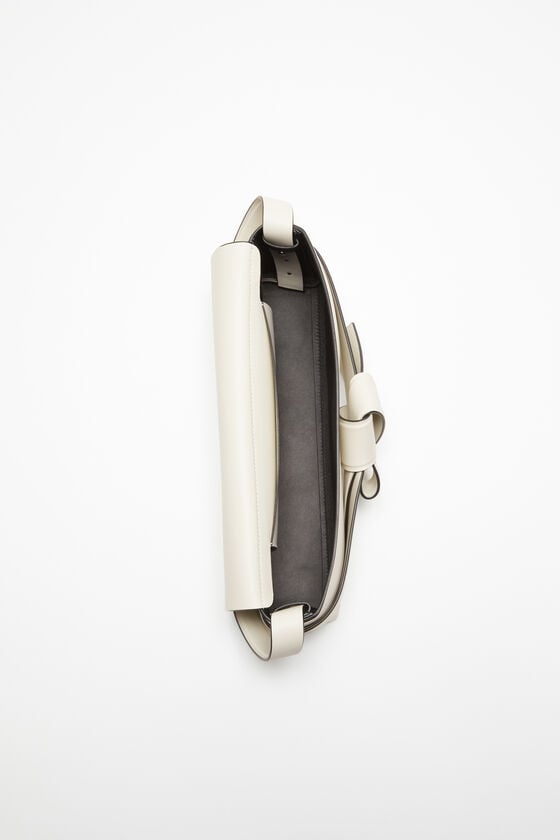 Acne Studios Musubi Schultertasche