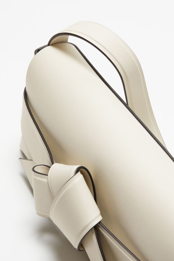 Acne Studios Musubi Schultertasche