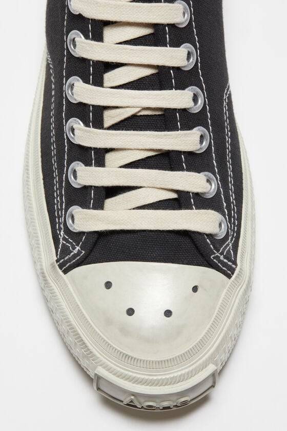 Acne Studios Niedrige Sneakers