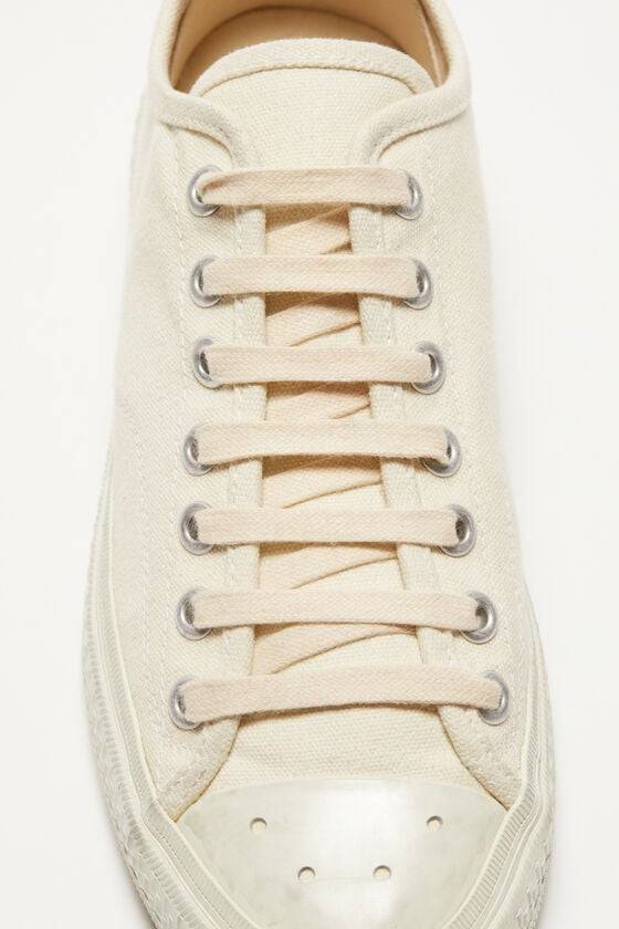 Acne Studios Niedrige Sneakers