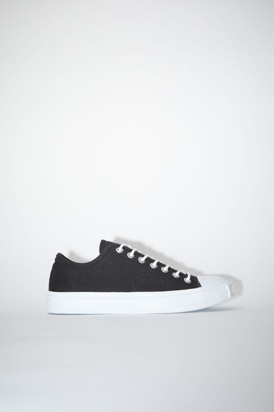 Acne Studios Niedrige Sneakers