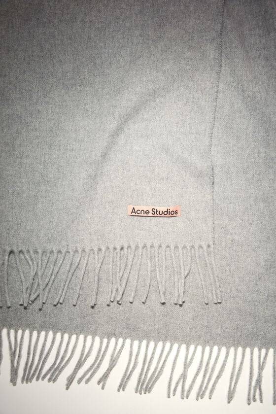 Acne Studios Oversized-Wollschal Mit Fransen