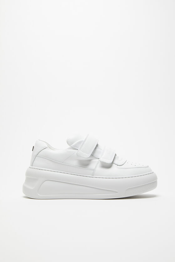 Acne Studios Plateau-Sneaker mit Klettverschluss