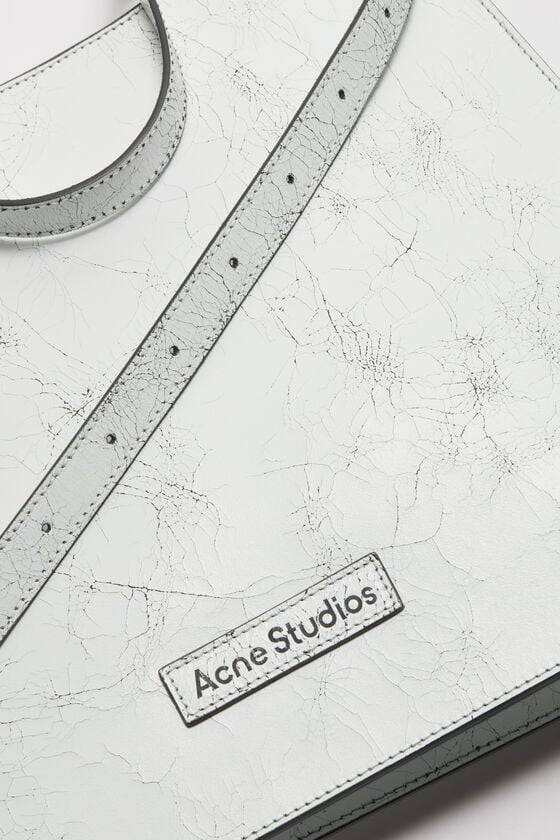 Acne Studios Platt Schultertasche