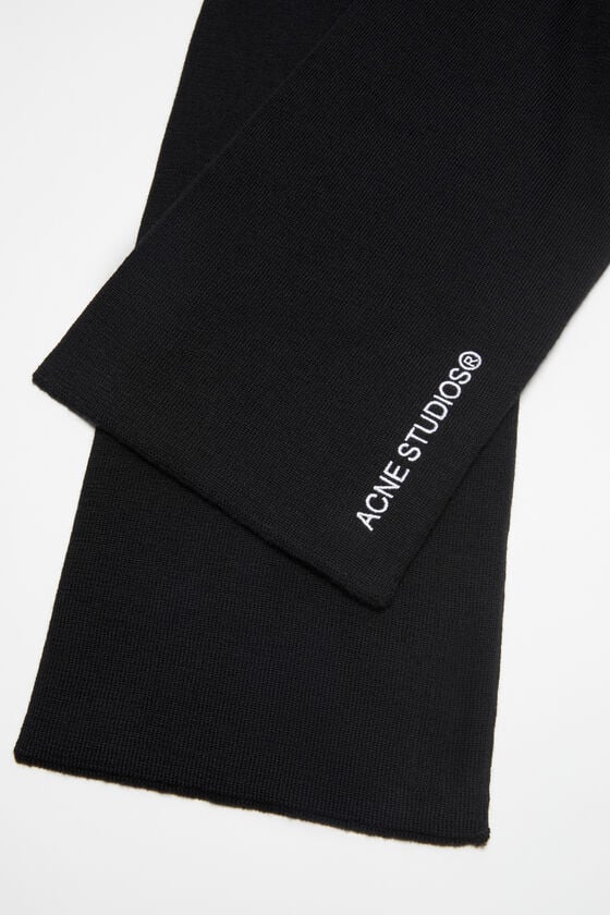 Acne Studios Schal Mit Aufgesticktem Logo