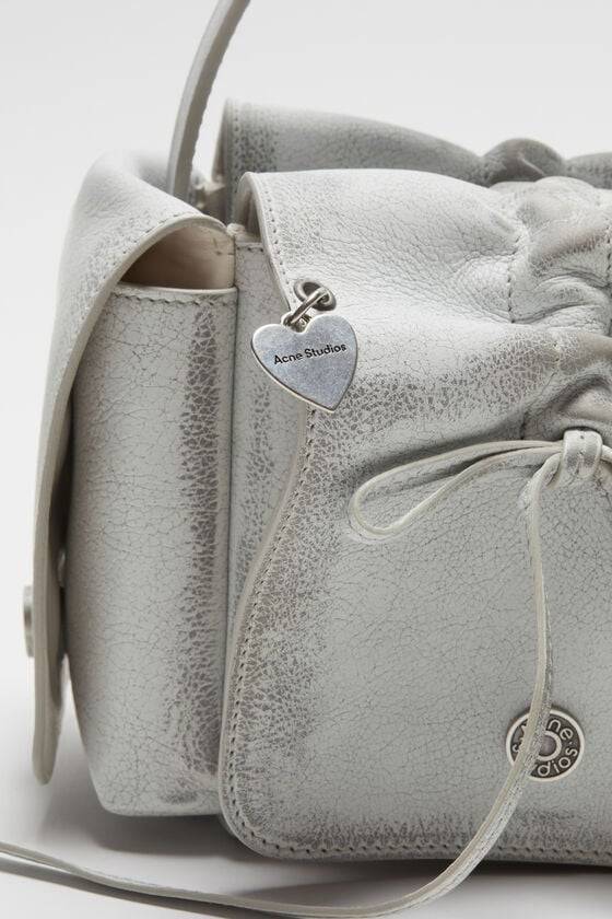 Acne Studios Tasche Mit Mehreren Taschen