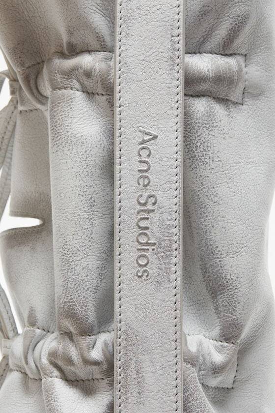 Acne Studios Tasche Mit Mehreren Taschen