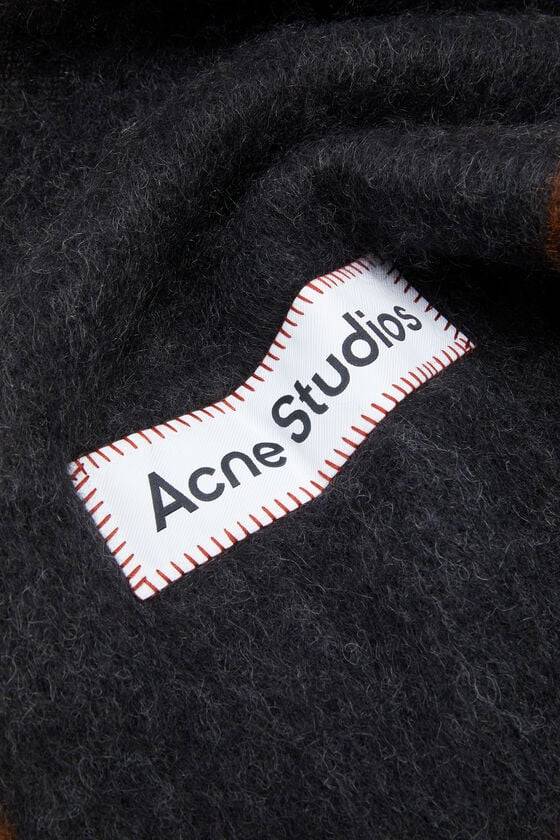 Acne Studios Woll-Mohair-Schal – Schmal