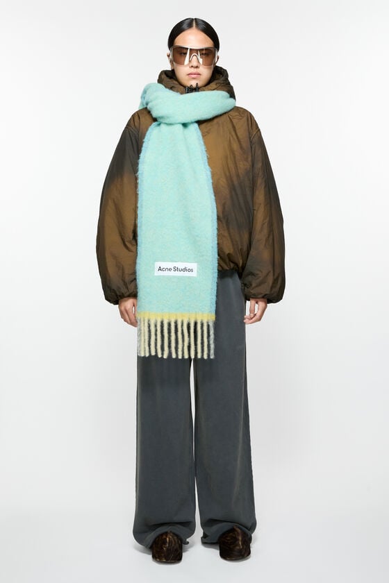 Acne Studios Woll-Mohair-Schal – Schmal