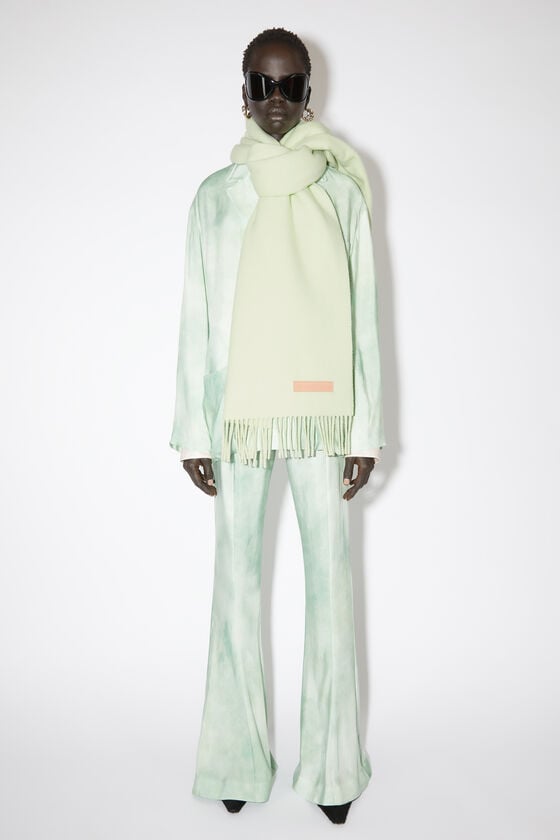 Acne Studios Wollschal Mit Label In Rosa