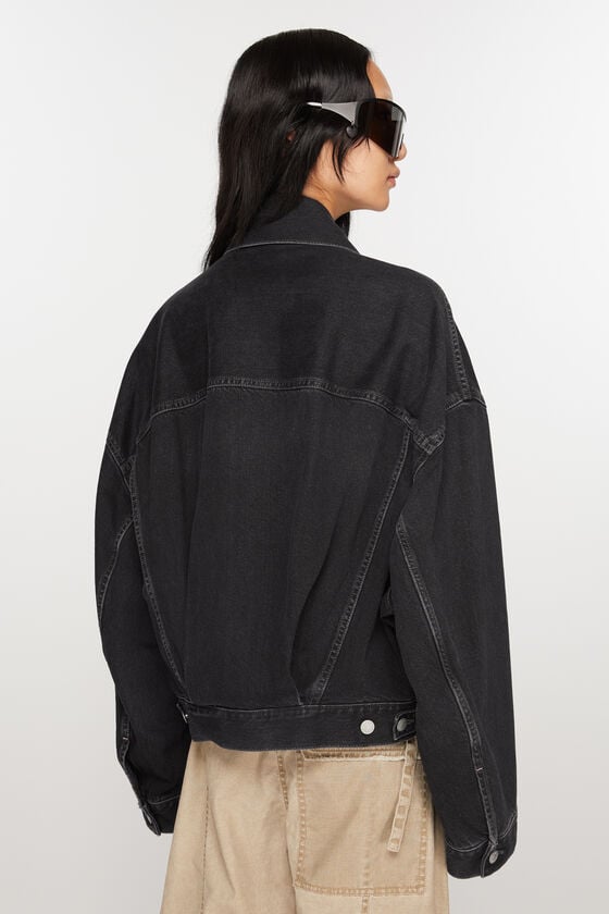 Acne Studios Denimjacke – Gecroppt Mit Lockerer Passform