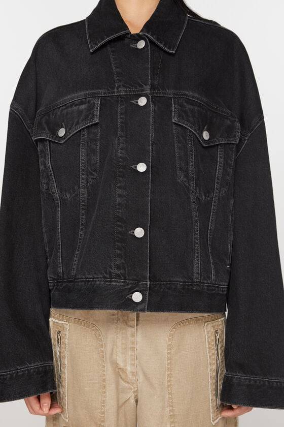 Acne Studios Denimjacke – Gecroppt Mit Lockerer Passform