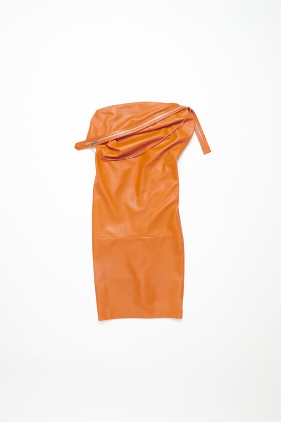 Acne Studios Leather Zipper Tape Dress Laufsteg-Show