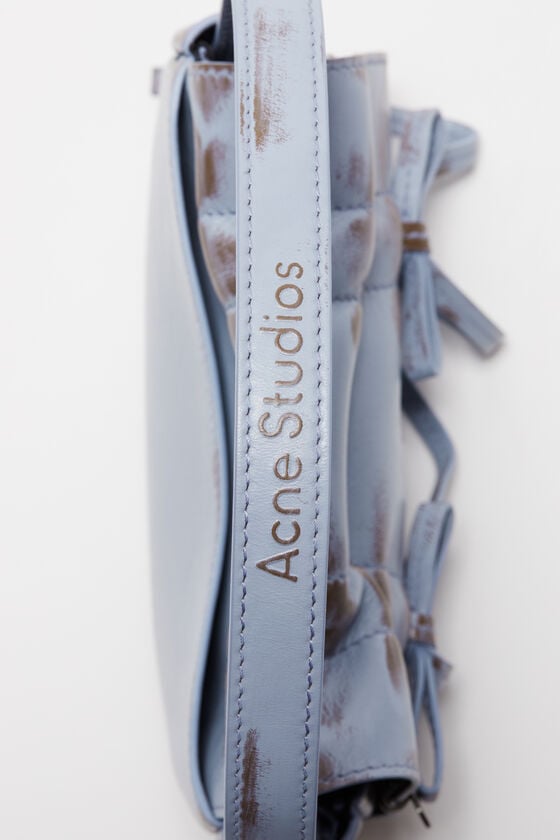 Acne Studios Micro-Tasche Mit Mehreren Fächern Laufsteg-Show