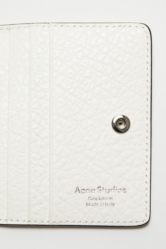 Acne Studios Portemonnaie Aus Leder Mit Faltöffnung