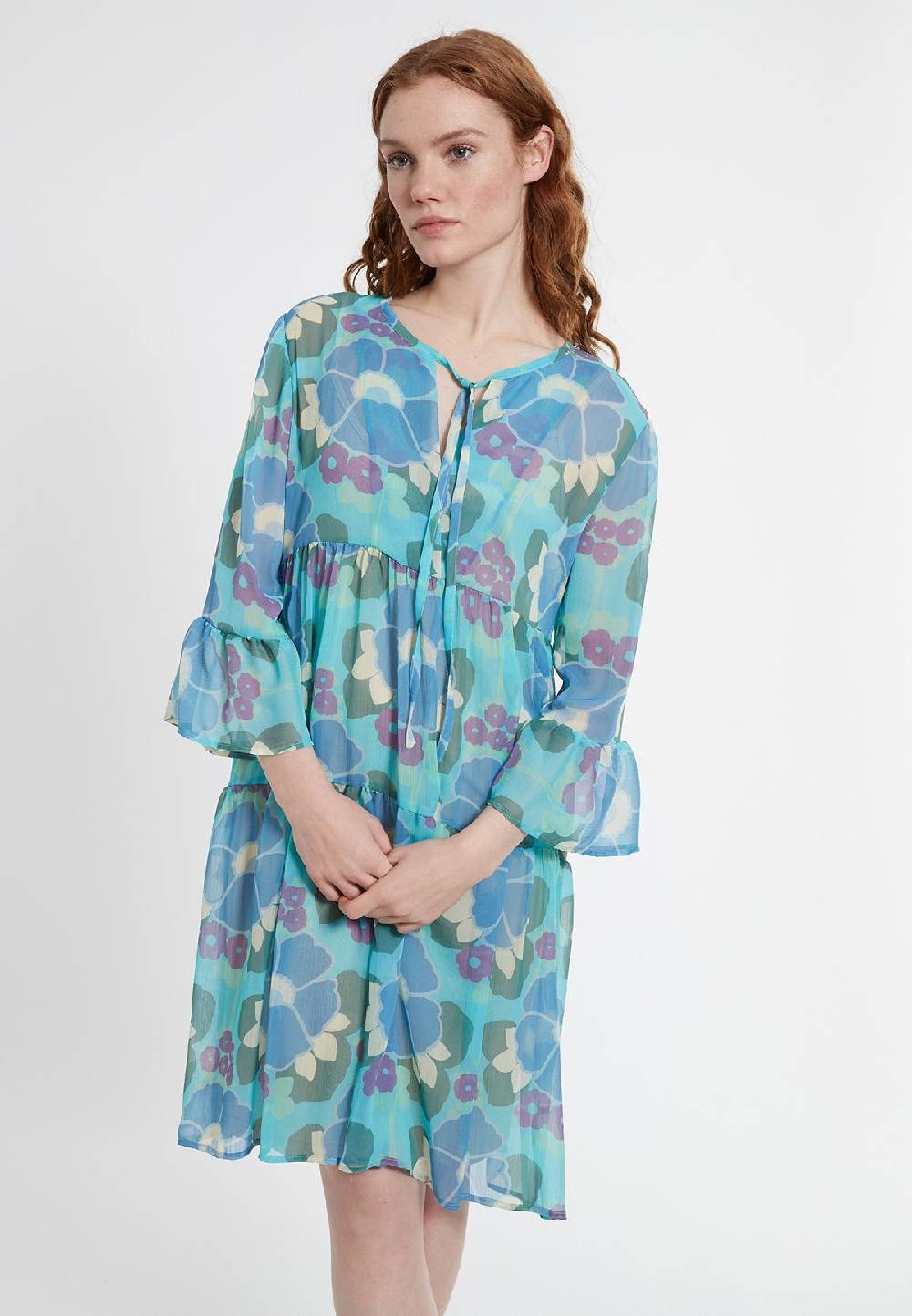 Ana Alcazar Bohokleid Dimony