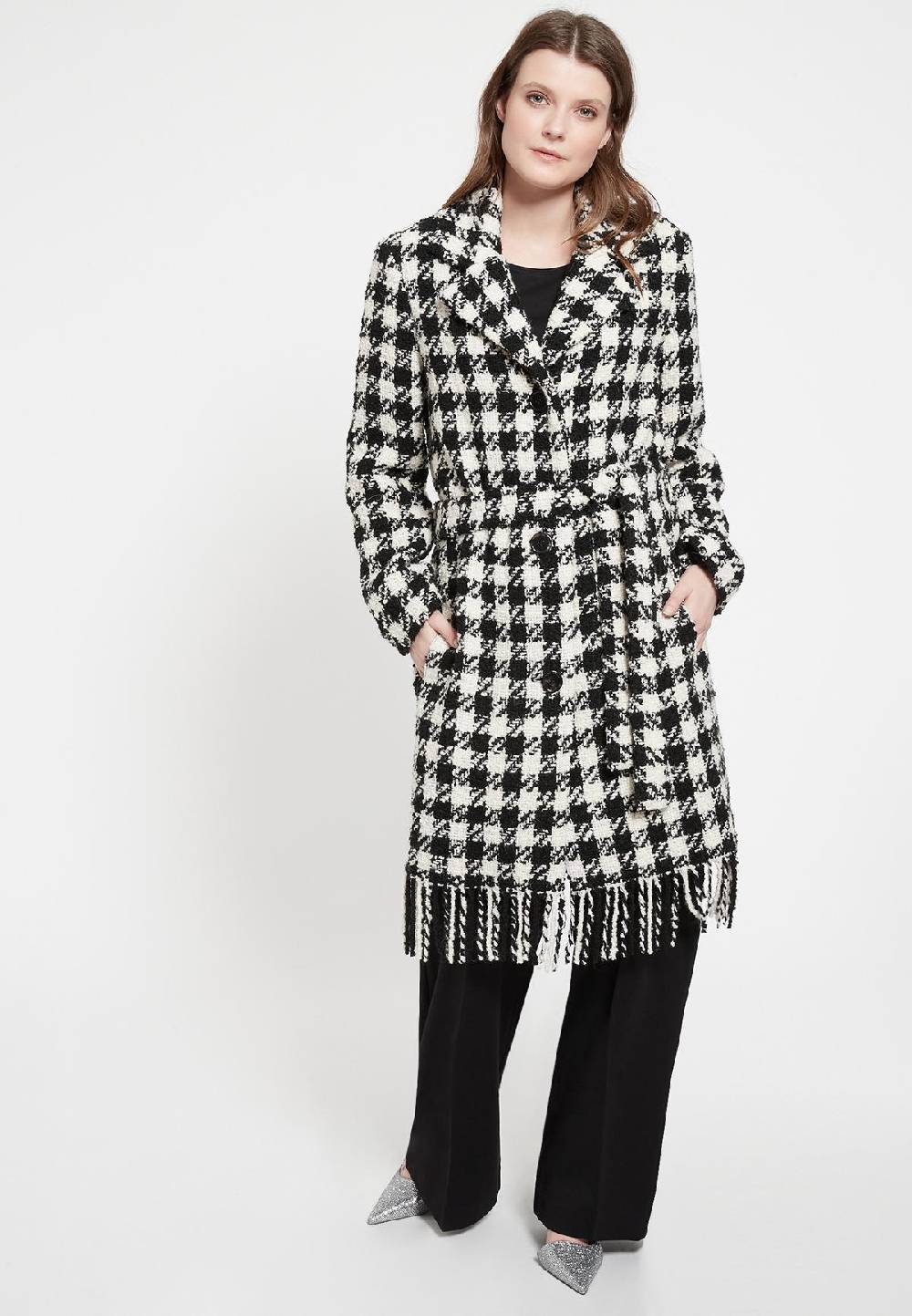 Ana Alcazar Bouclémantel Badmo